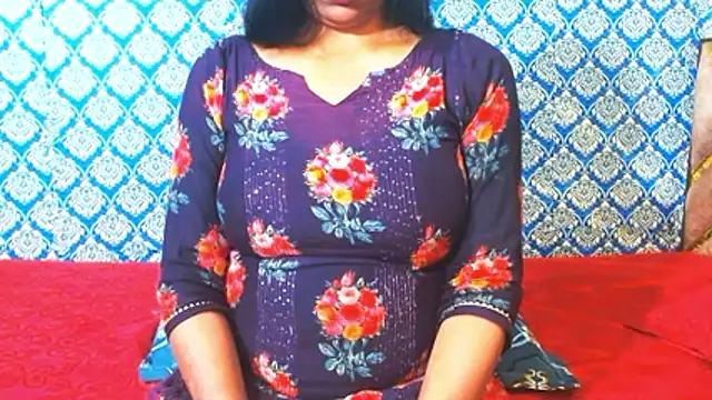 Snapshot of nikitahot3 chatting on March 2026 03:35:02 PM nikitahot3 online show from March 2026 03:35:02 PM