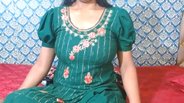 Snapshot of nikitahot3 chatting on April 2026 12:33:01 AM nikitahot3 online show from April 2026 12:33:01 AM