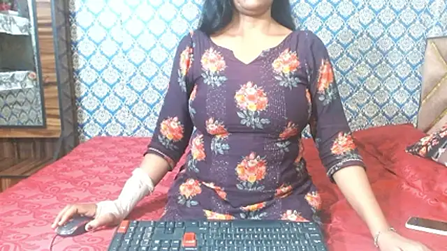 nikitahot3 online show from October 2025 02:24:02 PM