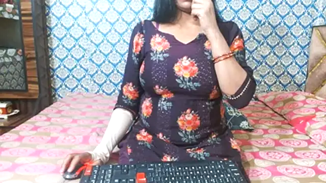 nikitahot3 online show from November 2025 02:29:02 PM