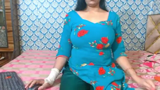 nikitahot3 online show from November 2025 12:55:01 AM