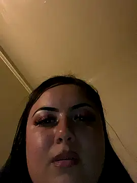 Snapshot of xocrybaby chatting on September 2025 03:18:01 AM xocrybaby online show from September 2025 03:18:01 AM