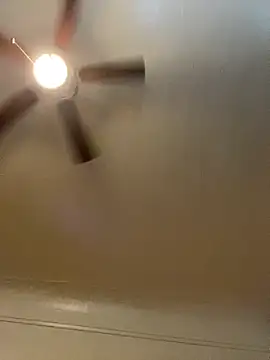 xocrybaby online show from November 2025 08:24:01 PM