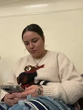 xocrybaby online show from December 2025 10:32:01 PM