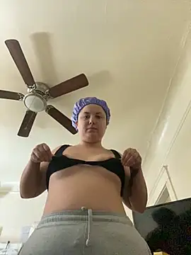 xocrybaby online show from November 2025 05:27:02 PM