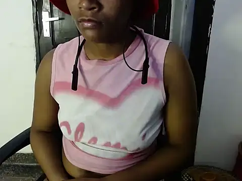 savage laura online show from December 2025 07:18:02 AM