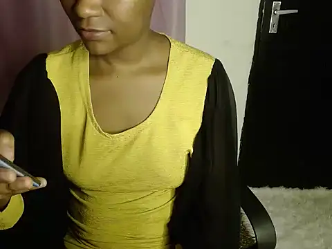 savage laura online show from October 2025 04:33:01 AM