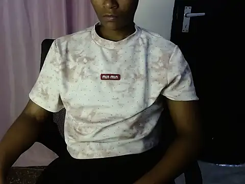 savage laura online show from October 2025 08:02:02 AM