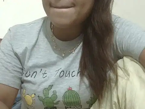 shekira99 online show from April 2026 04:11:02 PM