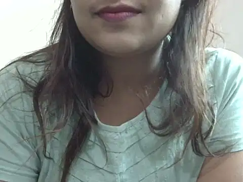 shekira99 online show from January 2026 03:21:01 AM