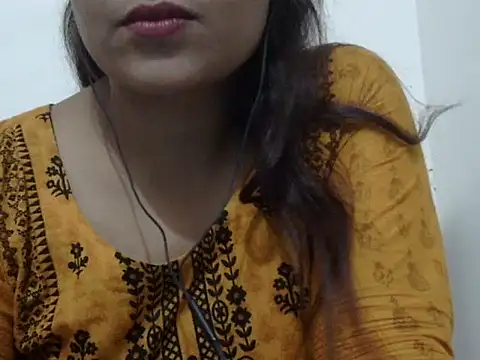 shekira99 online show from November 2025 02:21:01 PM