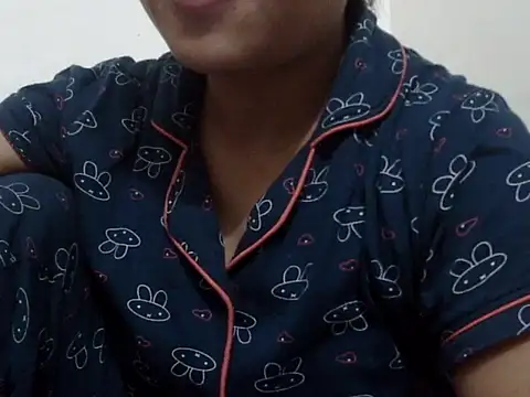 shekira99 online show from September 2025 07:31:01 PM