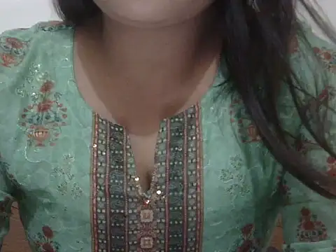 shekira99 online show from February 2026 01:30:01 PM