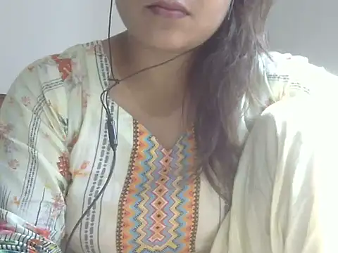 shekira99 online show from May 2026 03:44:01 AM