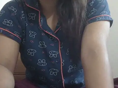 shekira99 online show from November 2025 05:34:02 AM