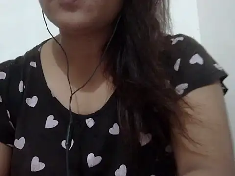 shekira99 online show from October 2025 09:17:01 PM