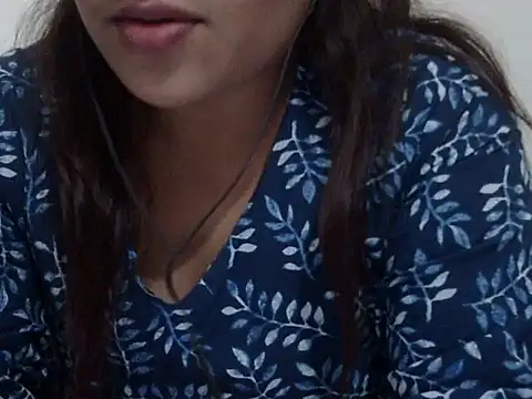 shekira99 online show from December 2025 08:09:02 PM