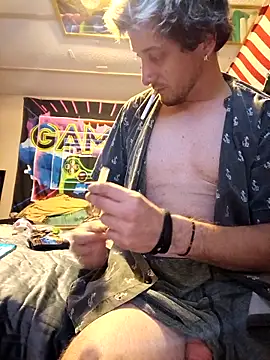 j hollywood91 online show from October 2025 11:00:02 PM