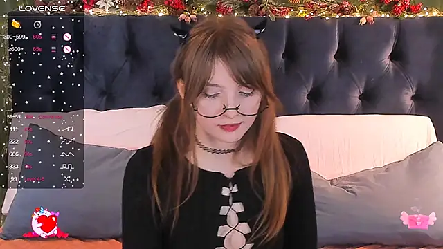 AliceLanley online show from February 2025 02:43:01 PM