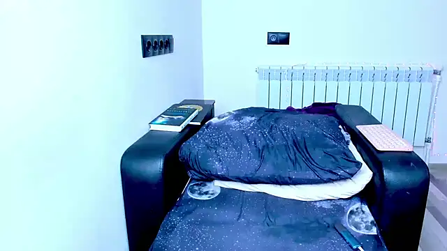 Snapshot of dollmore chatting on November 2025 01:16:01 AM dollmore online show from November 2025 01:16:01 AM