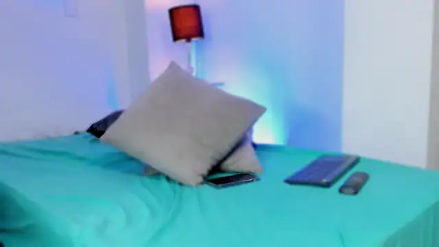 valerycolins online show from October 2025 04:57:01 AM