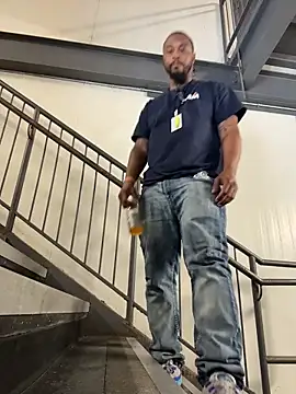 Snapshot of Stressreliever82 chatting on February 2026 07:14:02 PM Stressreliever82 online show from February 2026 07:14:02 PM