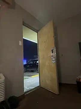 Snapshot of Stressreliever82 chatting on March 2026 07:08:02 AM Stressreliever82 online show from March 2026 07:08:02 AM