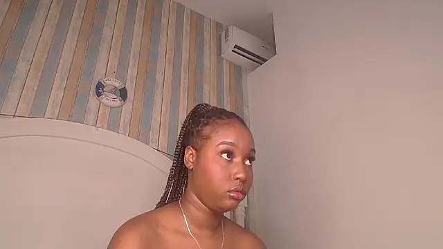 Snapshot of MichaelaCox chatting on June 2026 04:35:02 PM MichaelaCox online show from June 2026 04:35:02 PM