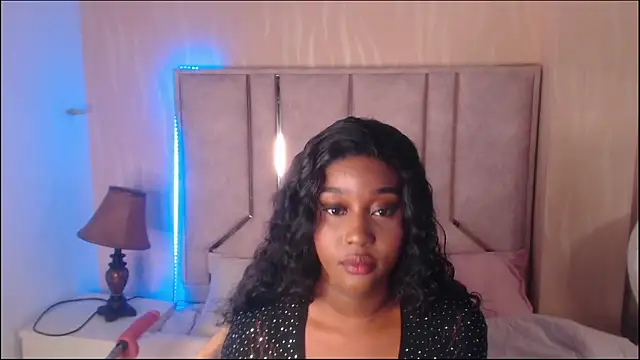 MichaelaCox online show from October 2025 07:36:02 PM