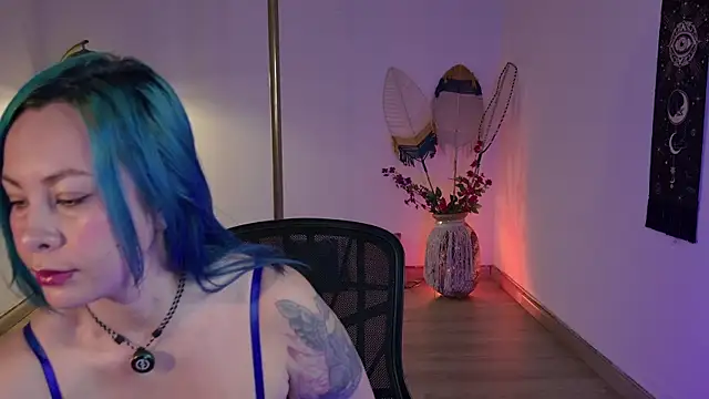 Snapshot of Kat_Art chatting on October 2025 12:23:02 AM Kat Art online show from October 2025 12:23:02 AM