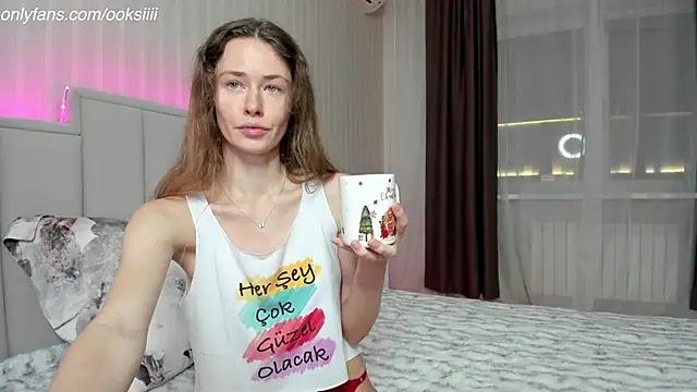 ooksiiii online show from November 2025 05:24:01 PM