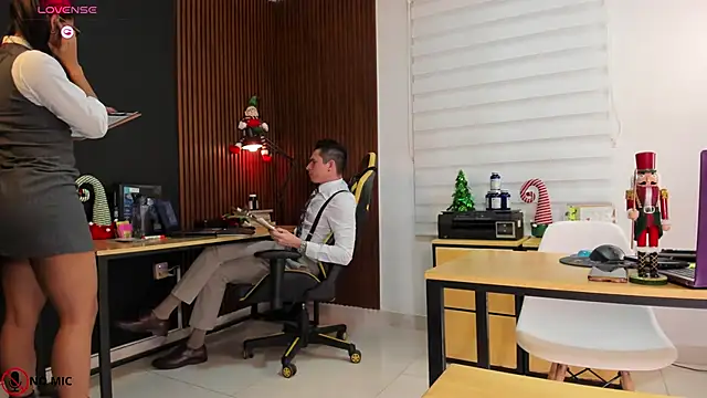 Office Naughty Girl online show from December 2024 05:50:02 PM