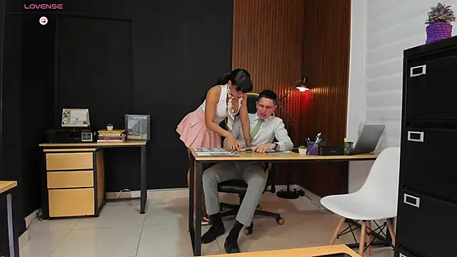 Office Naughty Girl online show from December 2024 08:44:02 PM