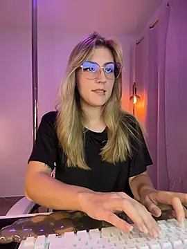 Dakotaa  online show from March 2026 01:06:01 AM