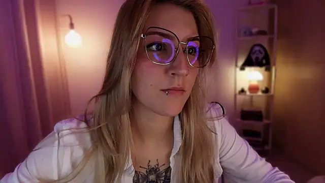 Dakotaa  online show from April 2026 01:29:02 AM