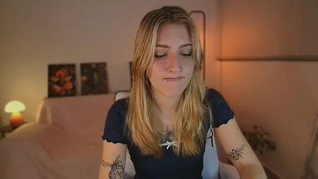 Snapshot of Dakotaa_ chatting on October 2025 04:44:02 AM Dakotaa online show from October 2025 04:44:02 AM