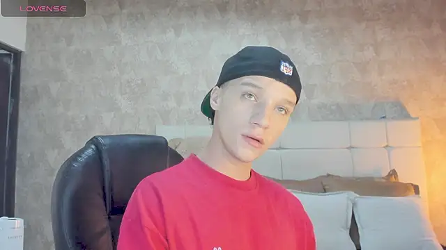 angelcortes online show from January 2026 09:51:01 PM