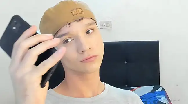 angelcortes online show from January 2025 10:54:01 AM