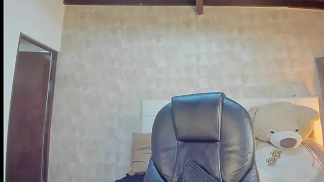 angelcortes online show from January 2026 08:26:02 PM