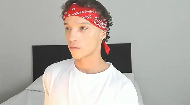 angelcortes online show from March 2025 09:37:01 PM