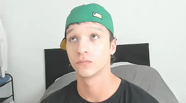 angelcortes online show from December 2024 11:29:01 PM