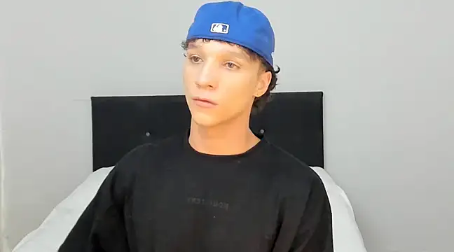 angelcortes online show from March 2025 10:27:02 PM