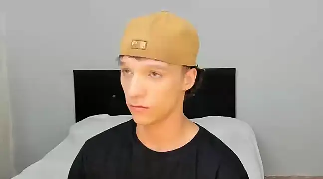 angelcortes online show from March 2025 07:13:02 PM