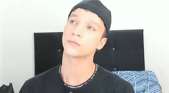 angelcortes online show from January 2025 11:49:01 AM