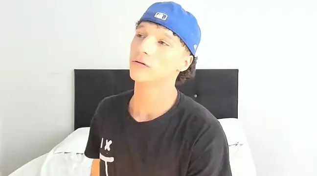 angelcortes online show from March 2025 09:15:02 PM