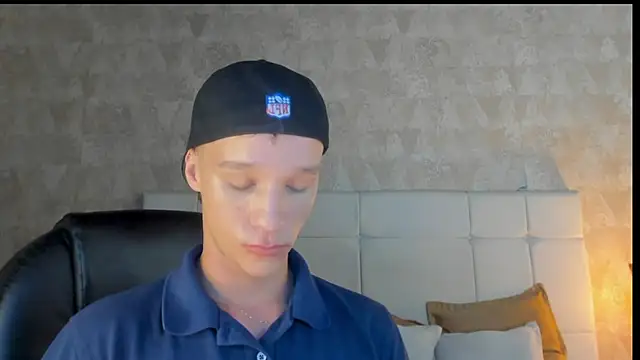 angelcortes online show from January 2026 07:32:02 PM