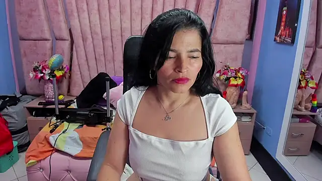 Snapshot of HornySkinny26 chatting on March 2026 05:22:01 AM HornySkinny26 online show from March 2026 05:22:01 AM