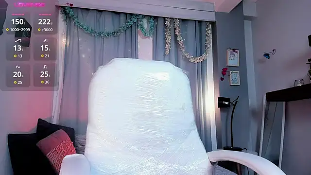 CoralineRicce  online show from October 2025 06:01:02 AM