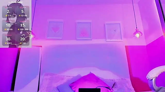 CoralineRicce  online show from October 2025 11:16:01 PM