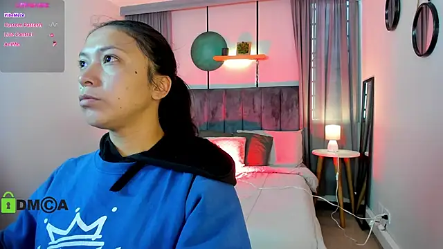 CoralineRicce  online show from September 2025 09:35:01 PM